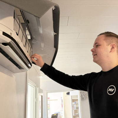 Ilmalämpöpumpun huolto